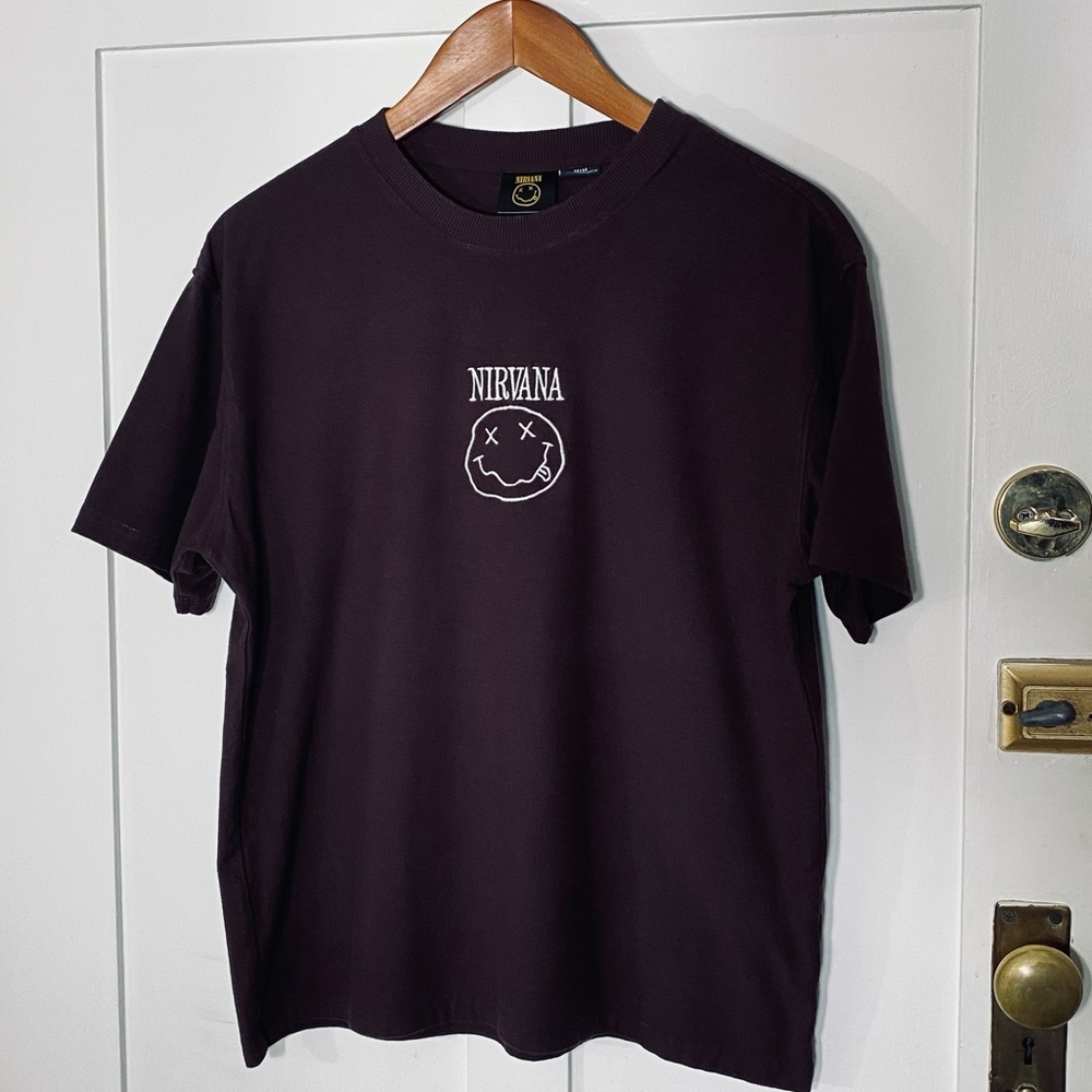 Nirvana Embroidered Graphic Brown Short Sleeve T Shirt - Unisex M